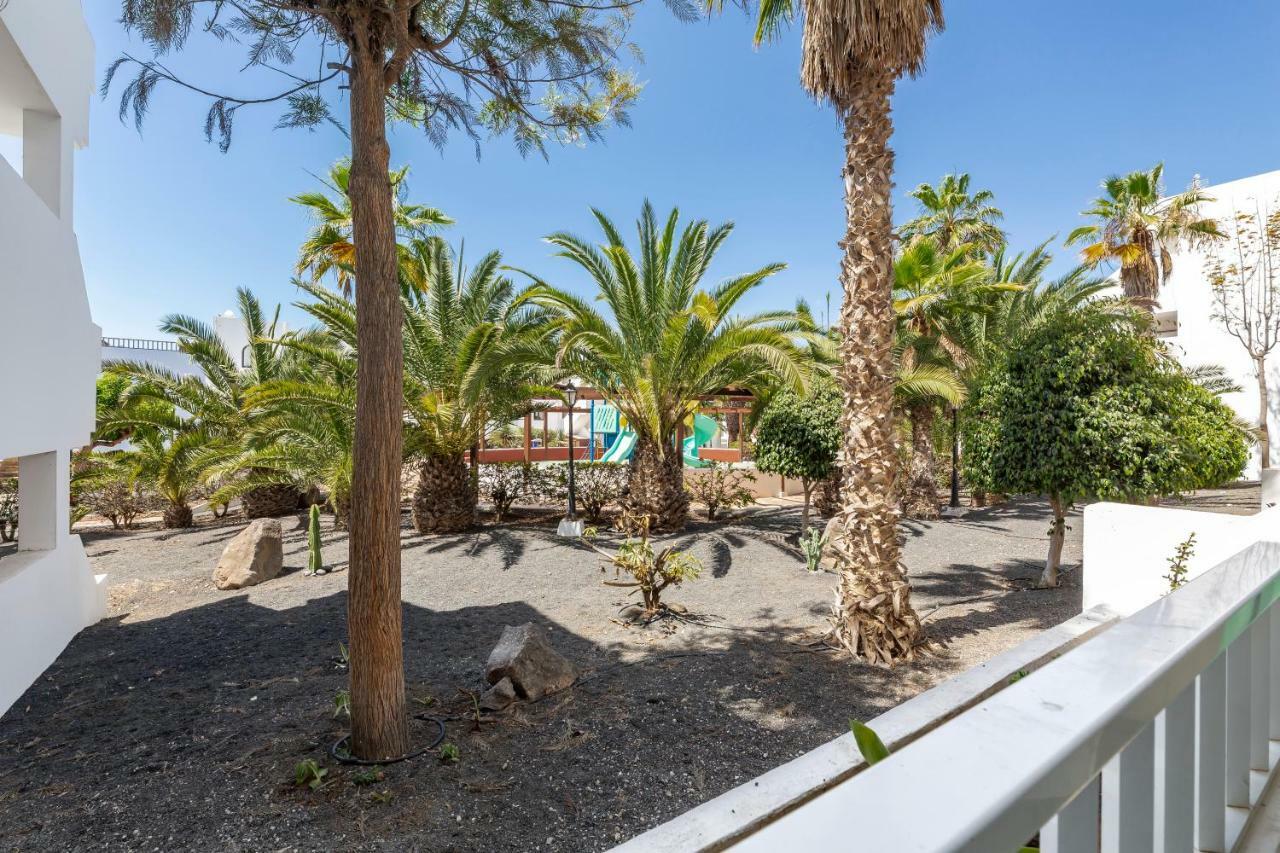 Daruma Apartments Costa Teguise Extérieur photo